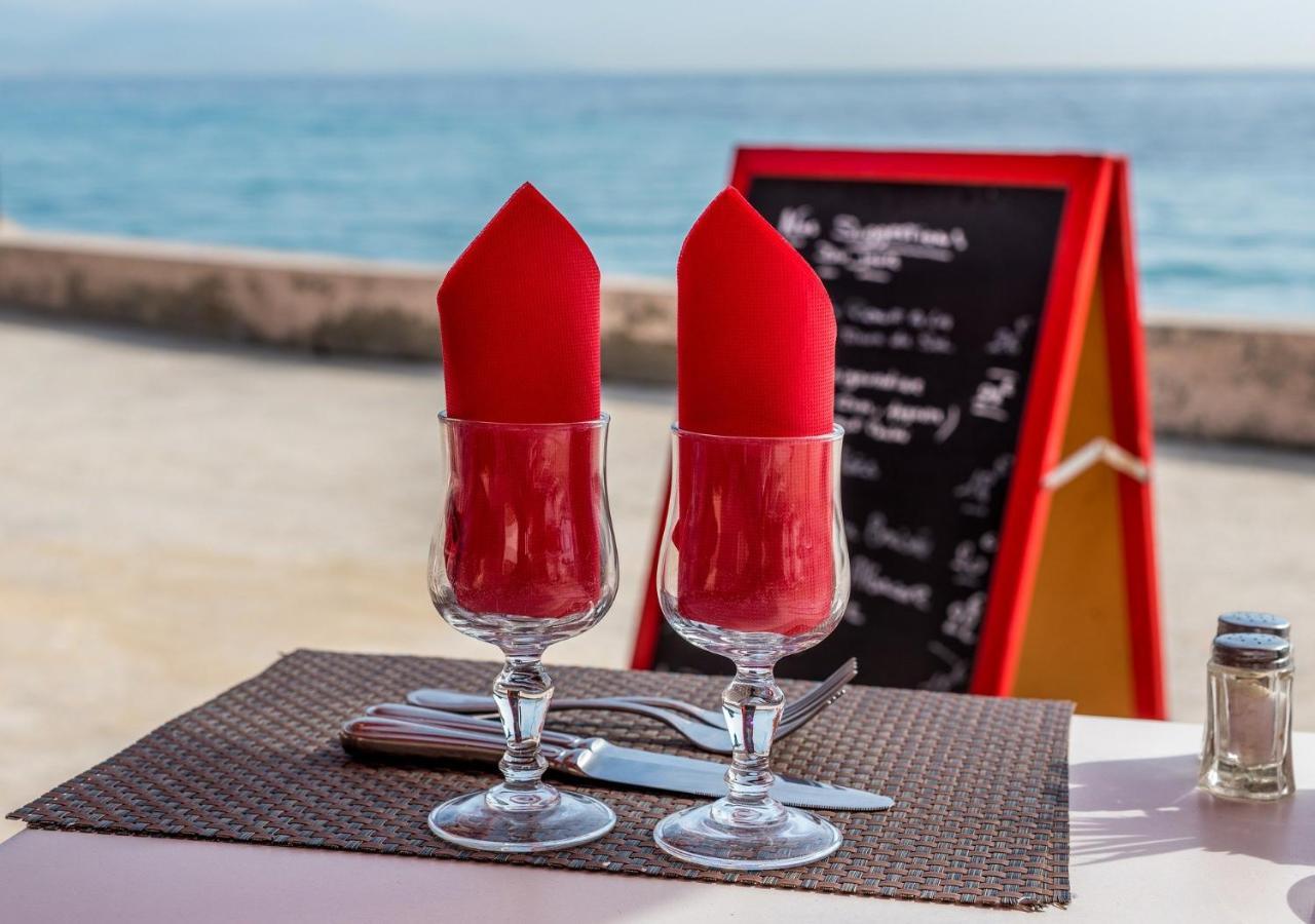 Appartamento Le California Juan-les-Pins Esterno foto